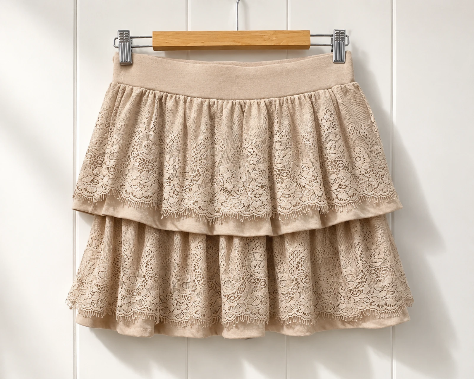 Falda de encaje Sfera beige rosada talla M – photo 2